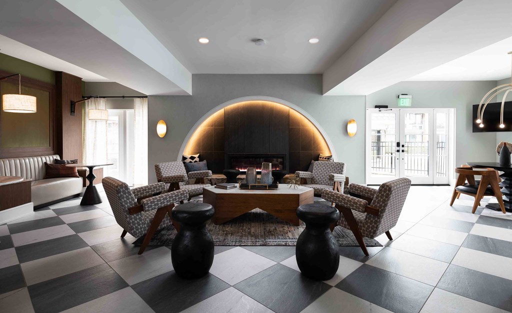 Hurstbourne Grand Apartments Louisville resident lounge with fireplace