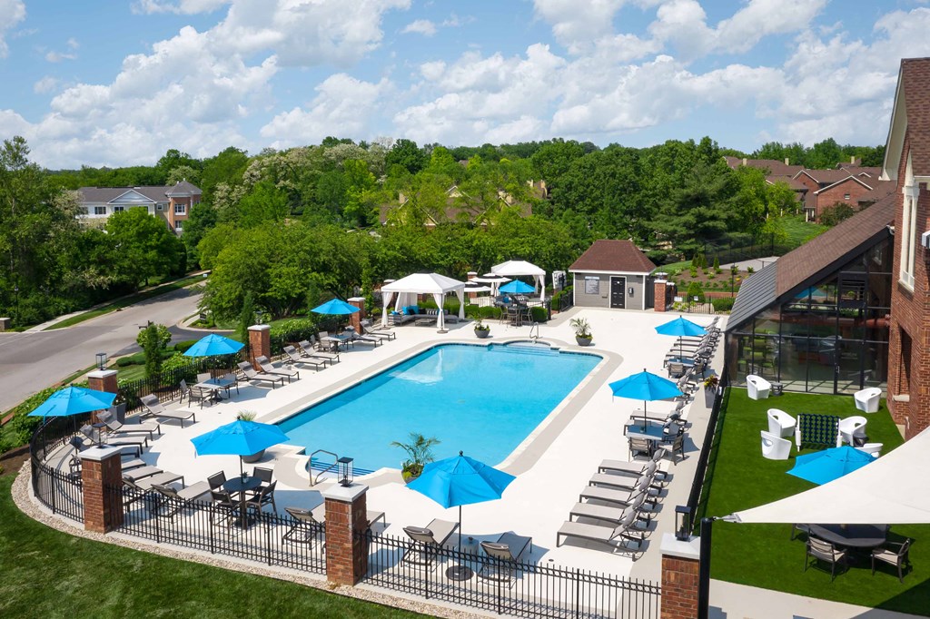 The Overlook at St. Thomas Apartments Louisville aerial view of clubhouse and pool