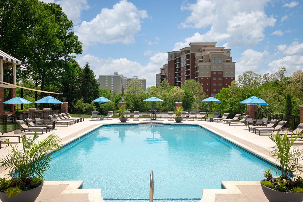The Overlook at St. Thomas Apartments Louisville resort-style pool and expansive sundeck