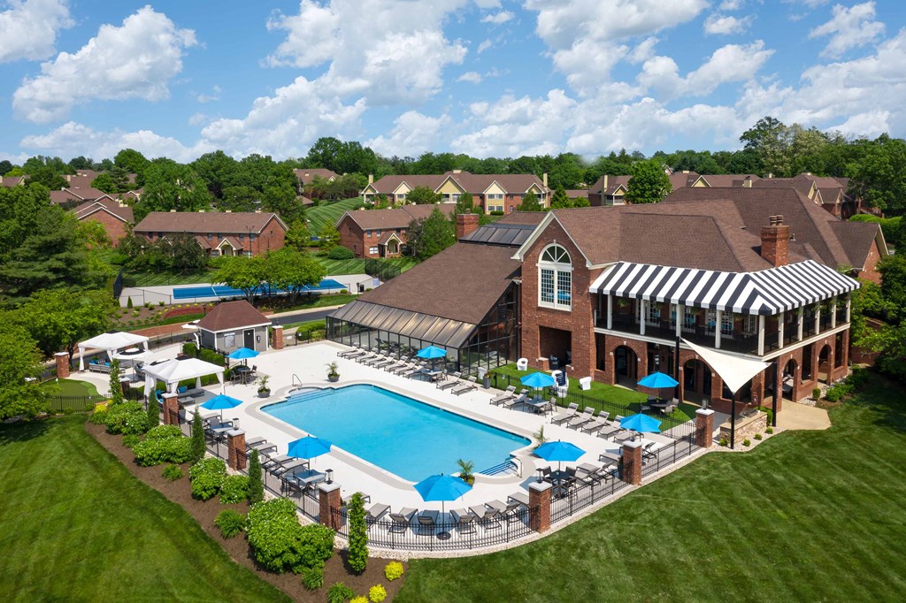 The Overlook at St. Thomas Apartments Louisville aerial view of clubhouse and pool