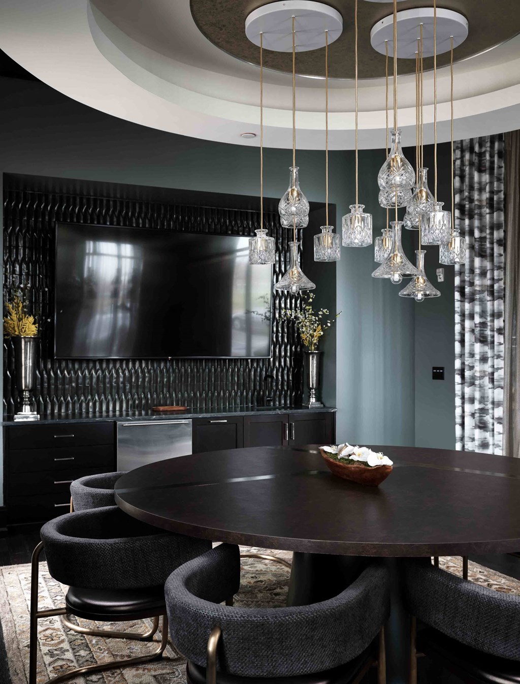 Upton Oxmoor Apartments Louisville business center with conference room