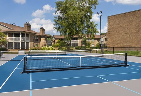 Willow Lake Apartments