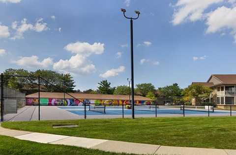 Willow Lake Apartments