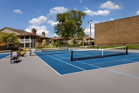 Willow Lake Apartments