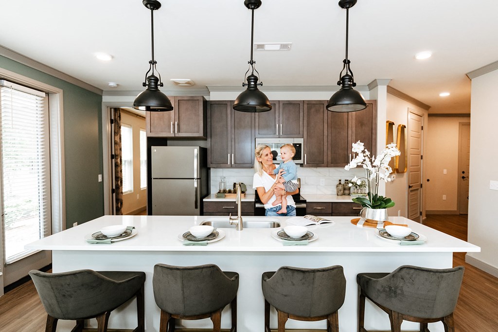 Upton Oxmoor Apartments Louisville large kitchen island