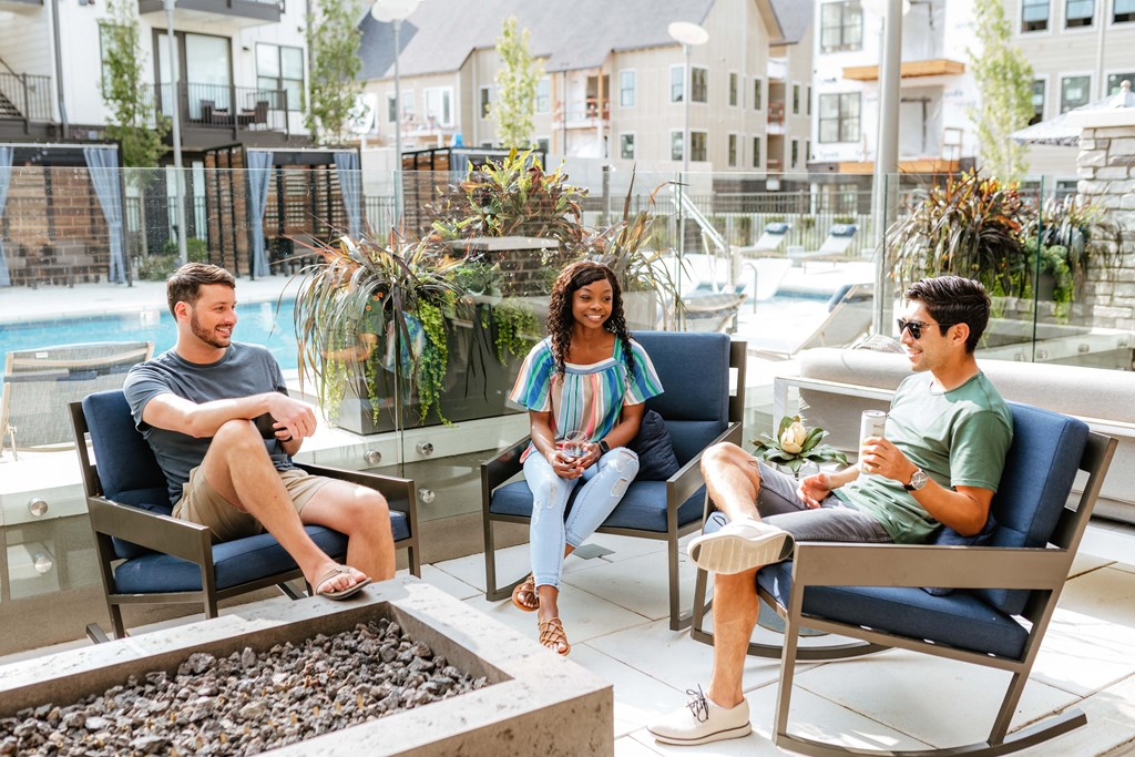 Upton Oxmoor Apartments Louisville poolside firepit