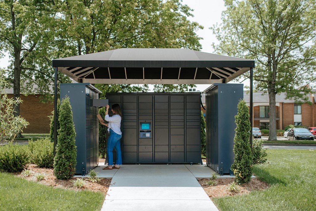 Hurstbourne Grand Apartments Louisville convenient Amazon package hub