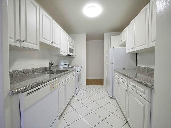 The Towers At Passaic Park Apartments, 215 Passaic Avenue, Passaic, NJ