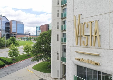 Building Exterior at Vista Condominiums, Kansas City, 66103