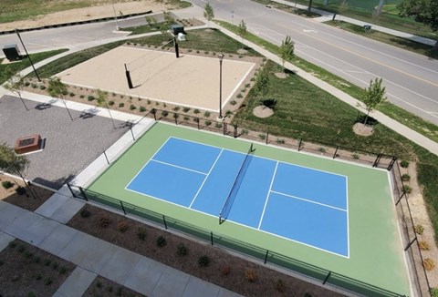 Pickleball at Woodstone at Metro North Crossing Apartments, Kansas City, MO