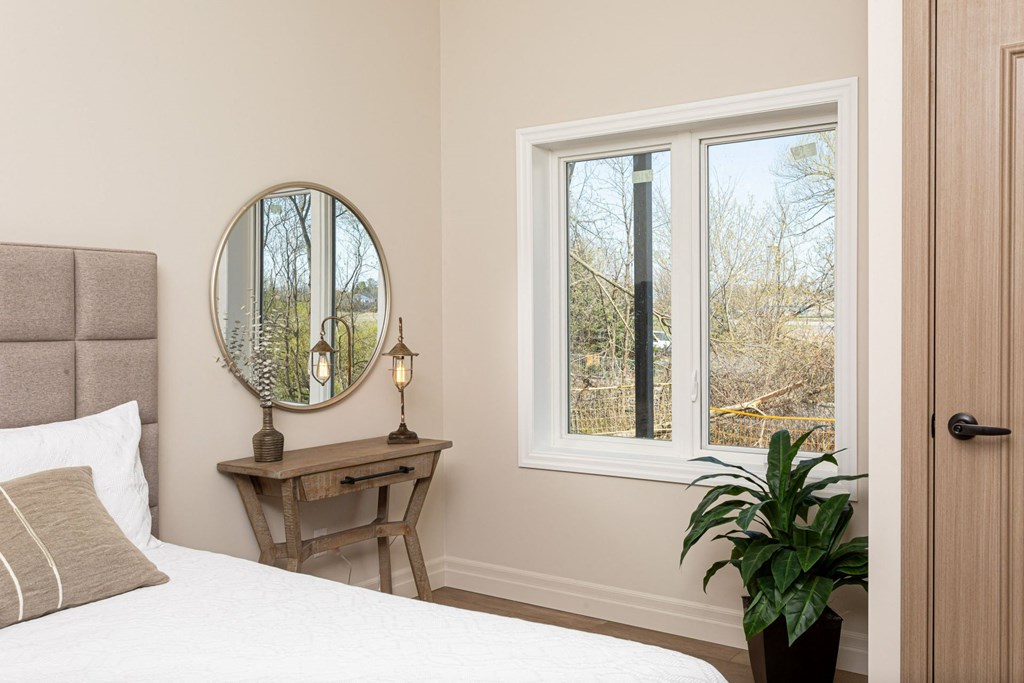 847 Development - Creekside Suites Model Suite