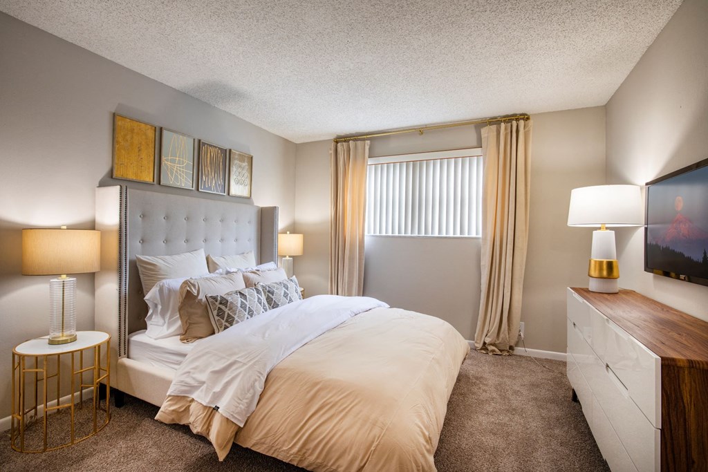 Gorgeous Bedroom at DEL ORO APARTMENT HOMES, Plantation, FL