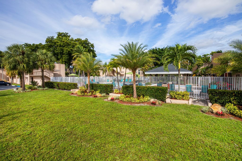 Pool fence at DEL ORO APARTMENT HOMES, Plantation, 33313