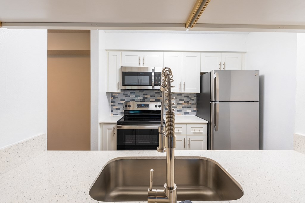 Fisherman's Landing Apartment Homes