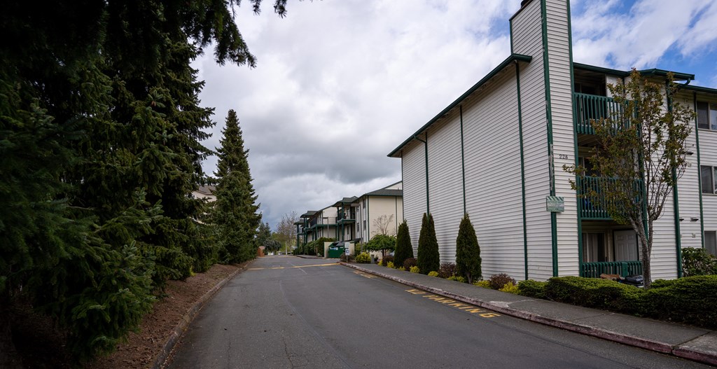 a street in front of a building