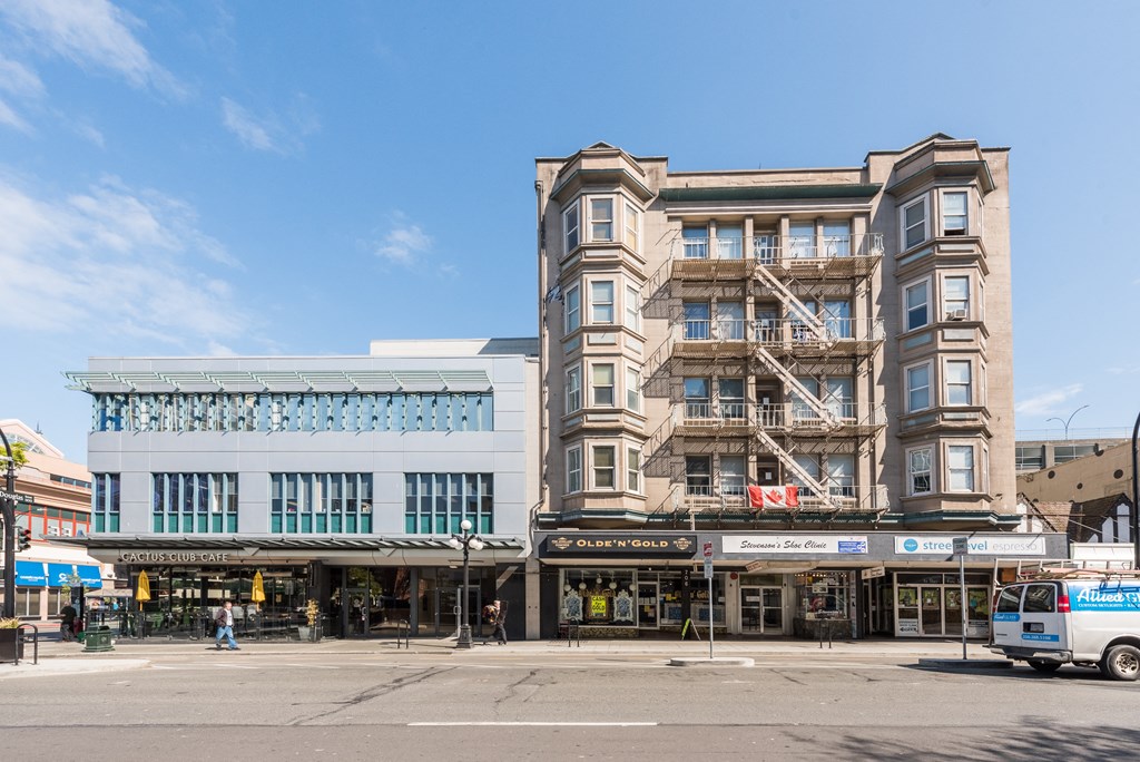 main view of the building with office space for rent