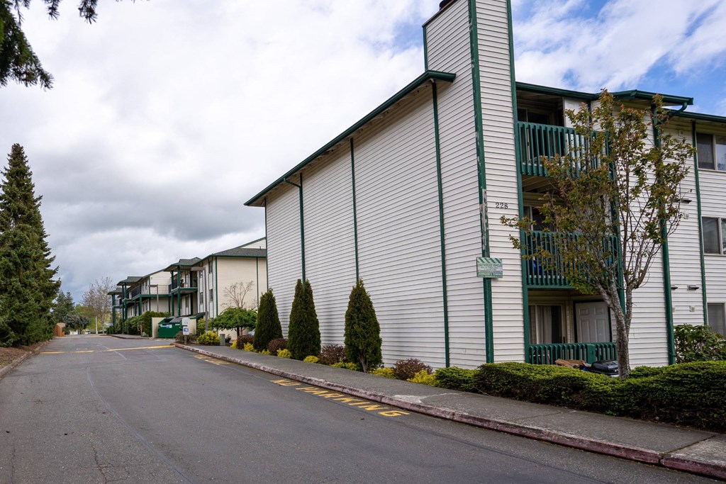 Bakerview Terrace Apartments