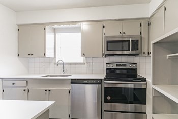 Kitchen - Photo Gallery 4