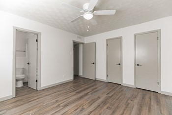 Living Room - Photo Gallery 5