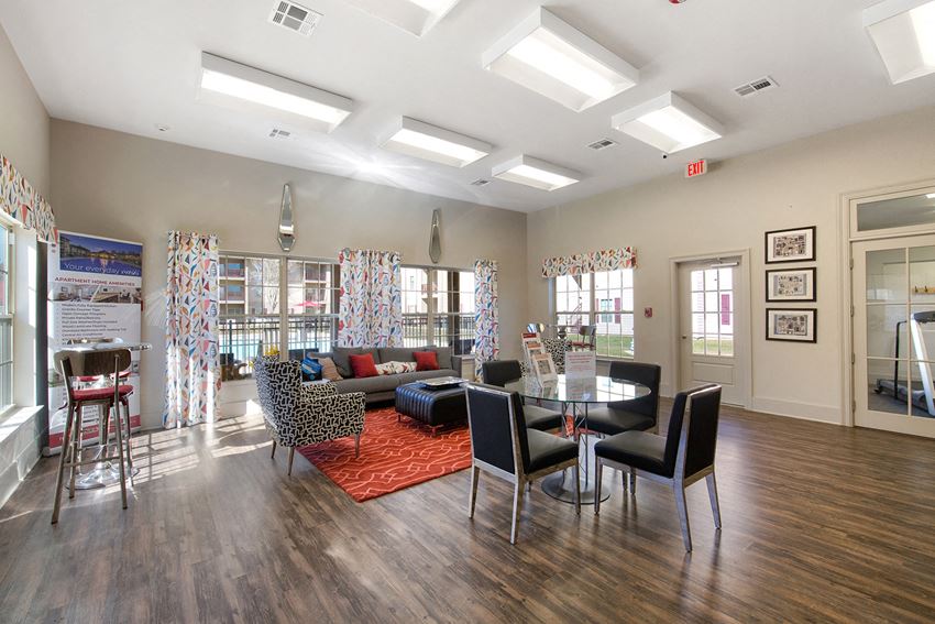 Reagan Crossing Apartments, 1016 Ronald Reagan Highway, Covington, LA