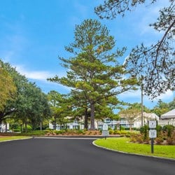 Colonial Village at Huntington Apartments, 505 Mall Blvd, Savannah, GA