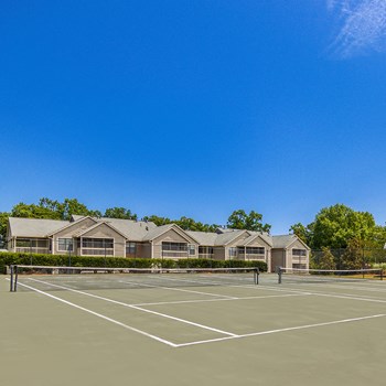 Outdoor tennis court Forest Pointe Apartments in Macon, GA