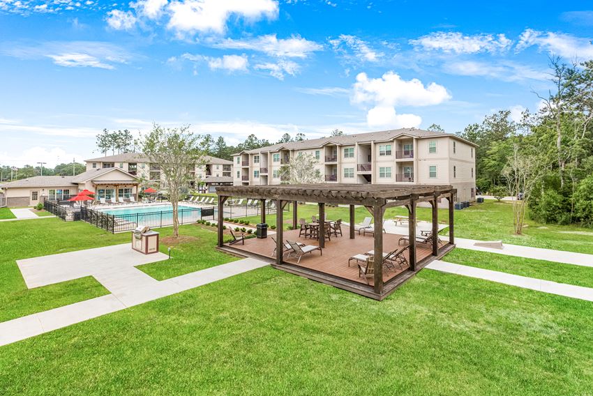 Reagan Crossing Apartments, 1016 Ronald Reagan Highway, Covington, LA