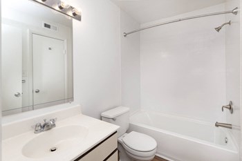 Bathroom with shower/tub at Springwoods at Lake Ridge apartments for rent in Woodbridge, VA - Photo Gallery 26