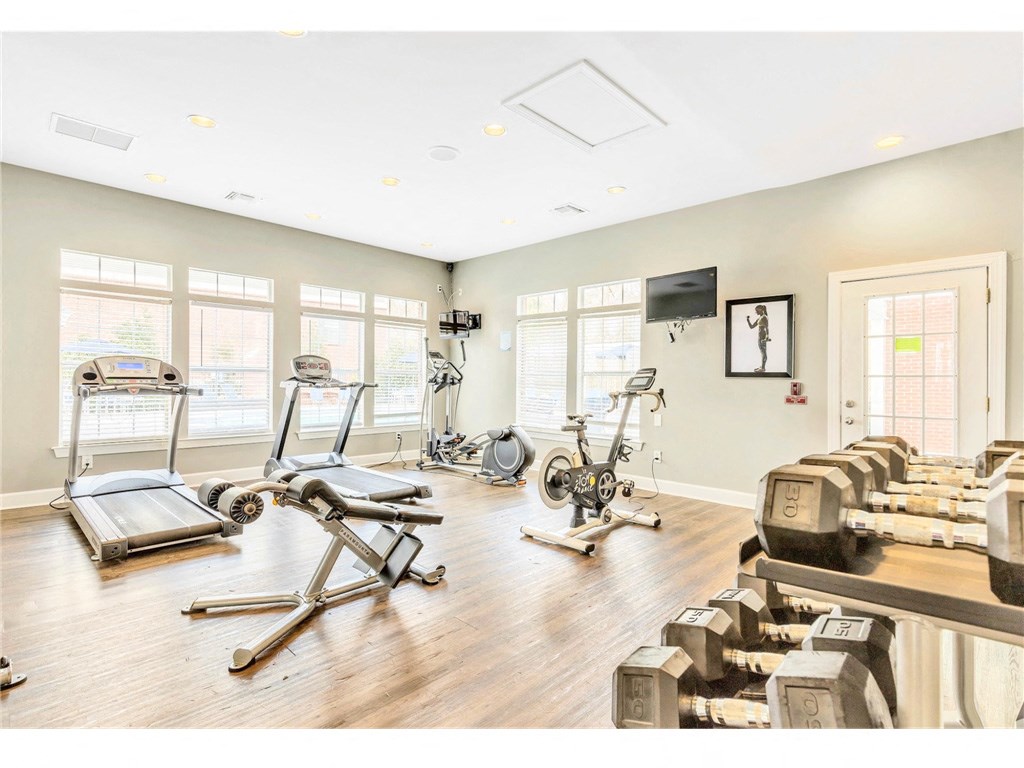 Fitness center at the Astoria apartments in Mobile, AL