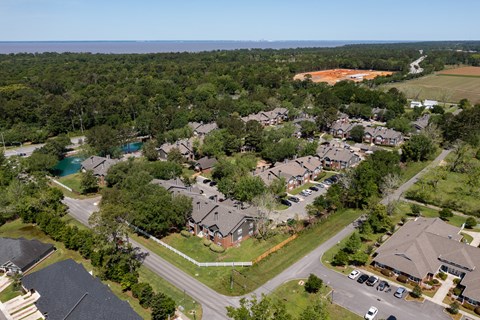 Overview of Arbor Gates Apartments