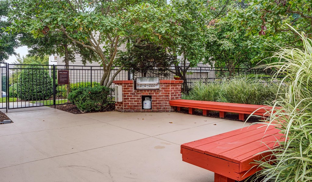 Windsor Park outdoor grilling station for apartment residents in Woodbridge VA