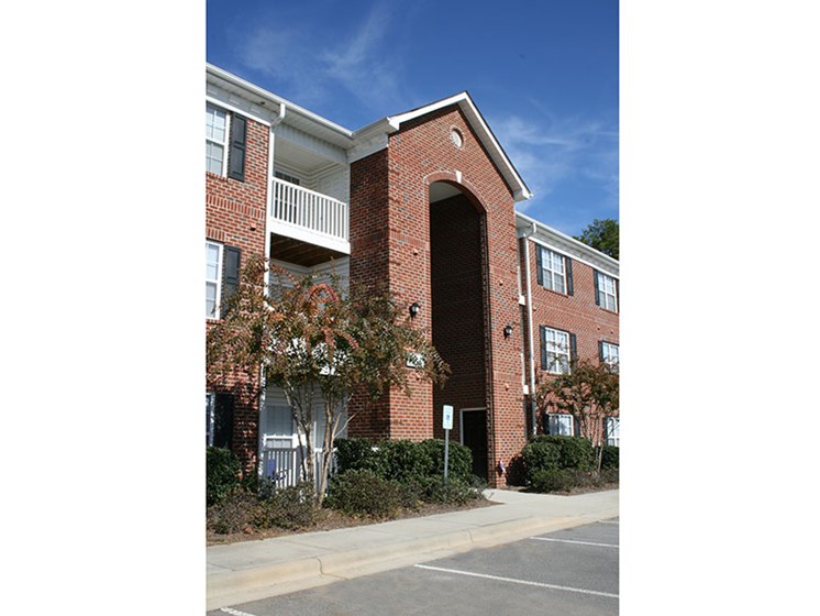 Entrance of Crescent Commons Apartments