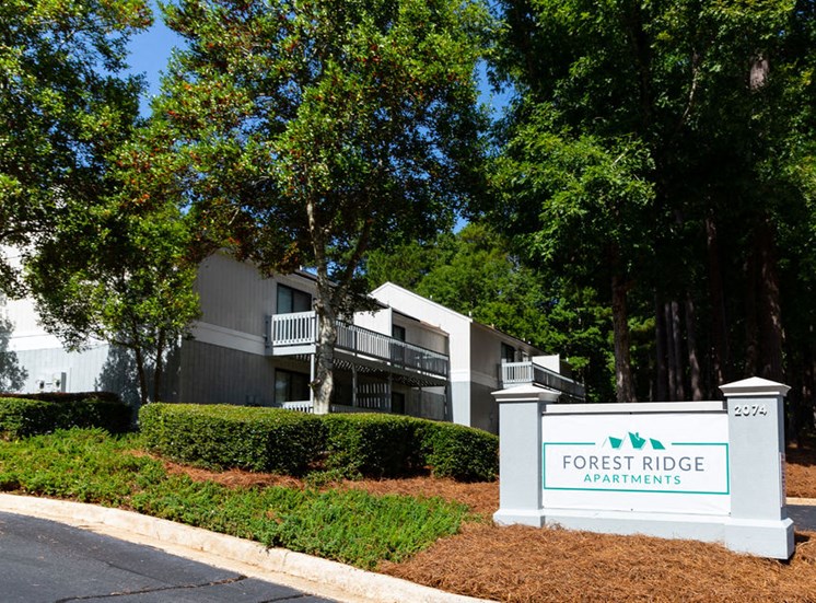 Forest Ridge Apartments entrance sign