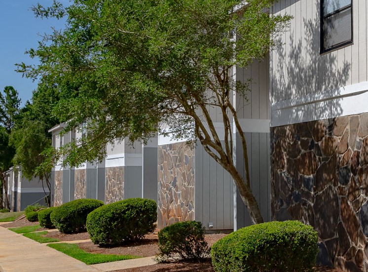 Forest Ridge Apartments Exterior in Macon, GA