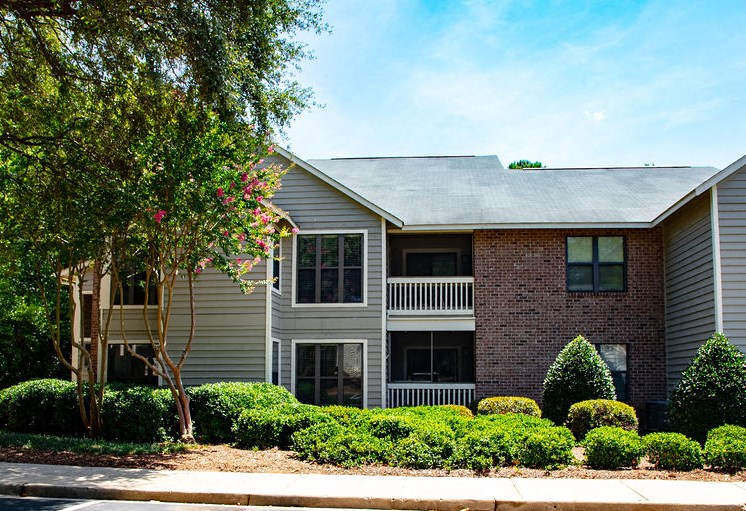 Exterior of Forest Pointe Apartments in Macon, GA