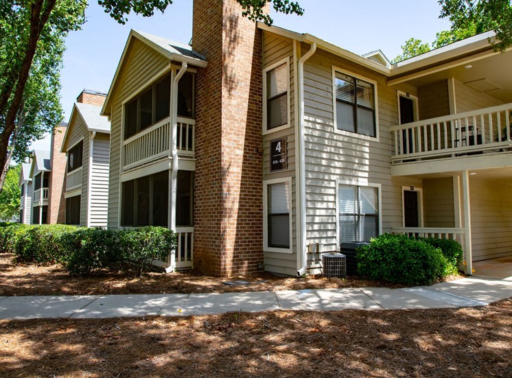 Exterior of Forest Pointe Apartments in Macon, GA