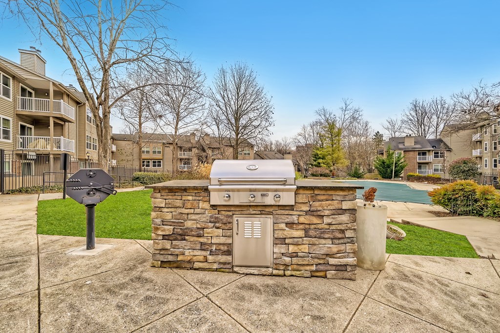 Outdoor grilling station with gas grill at Hunt Club in Gaithersburg, MD
