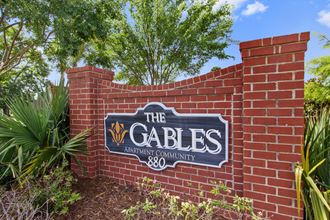 The Gables entrance sign in Ridgeland, MS