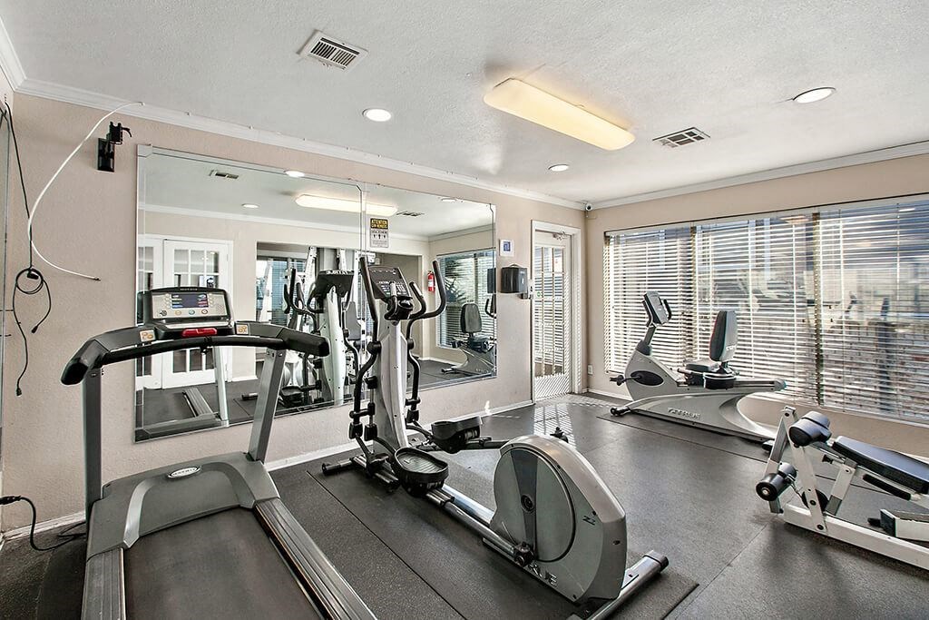 the gym at the apartments for rent