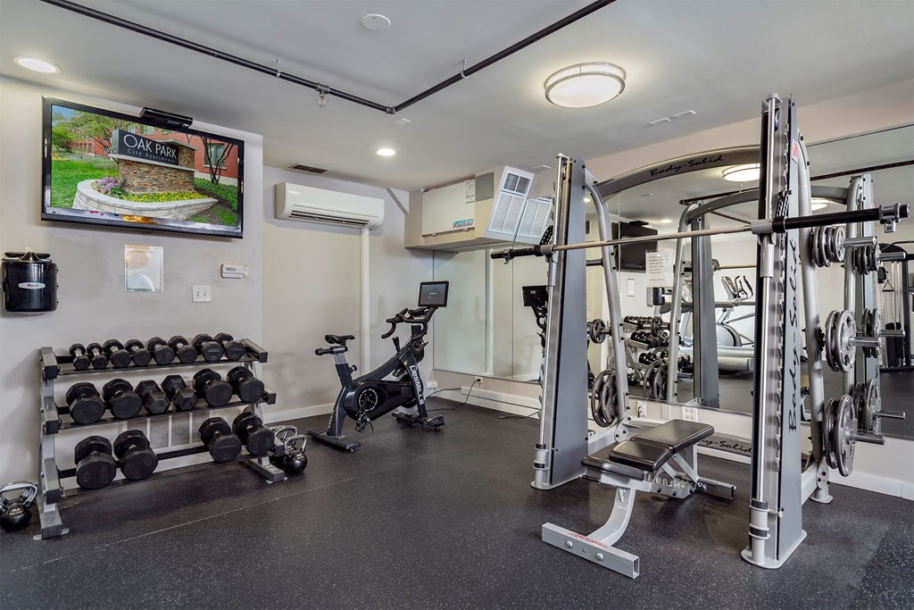 Oak Park City Apartments Fitness Center