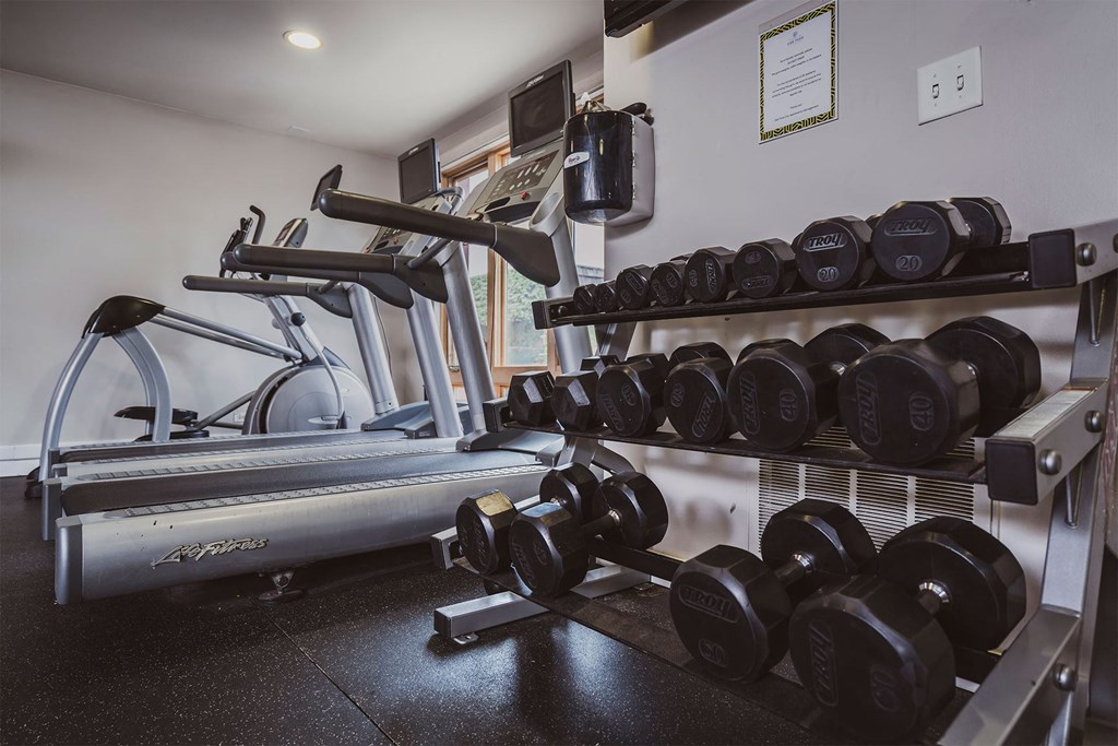 Oak Park City Apartments Fitness Center