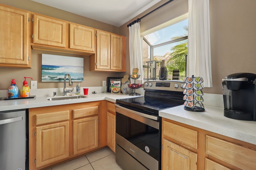 Clubhouse kitchen with complimentary coffee bar