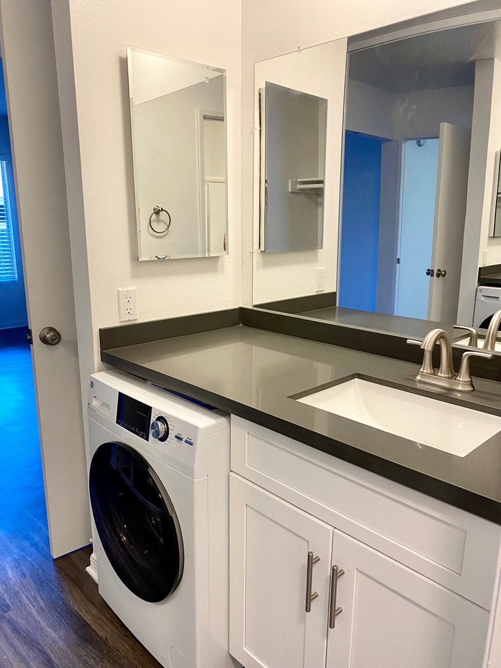 in-unit washer/dryer combo