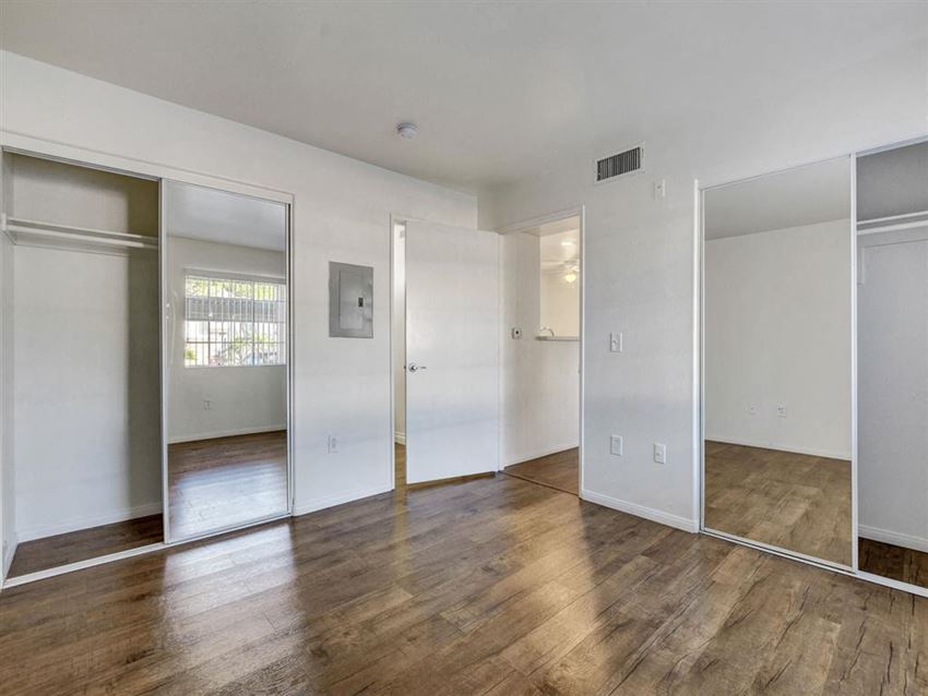 Versailles Senior Apartments, 2651 Clark Towers Court, Las Vegas, NV