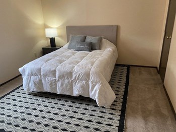 two bedroom townhouse master bedroom two bedroom townhouse master bedroom - Photo Gallery 2