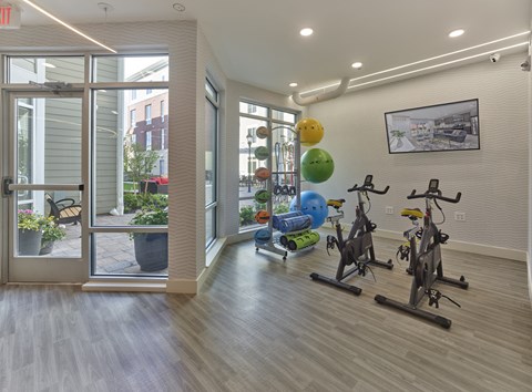 the gym at the preserve at cardinal courts apartments oh