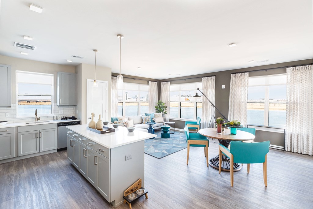 Open Floorplan Living & Dining