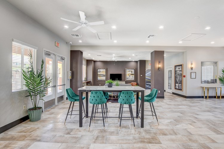 Parkway At Silverado Ranch