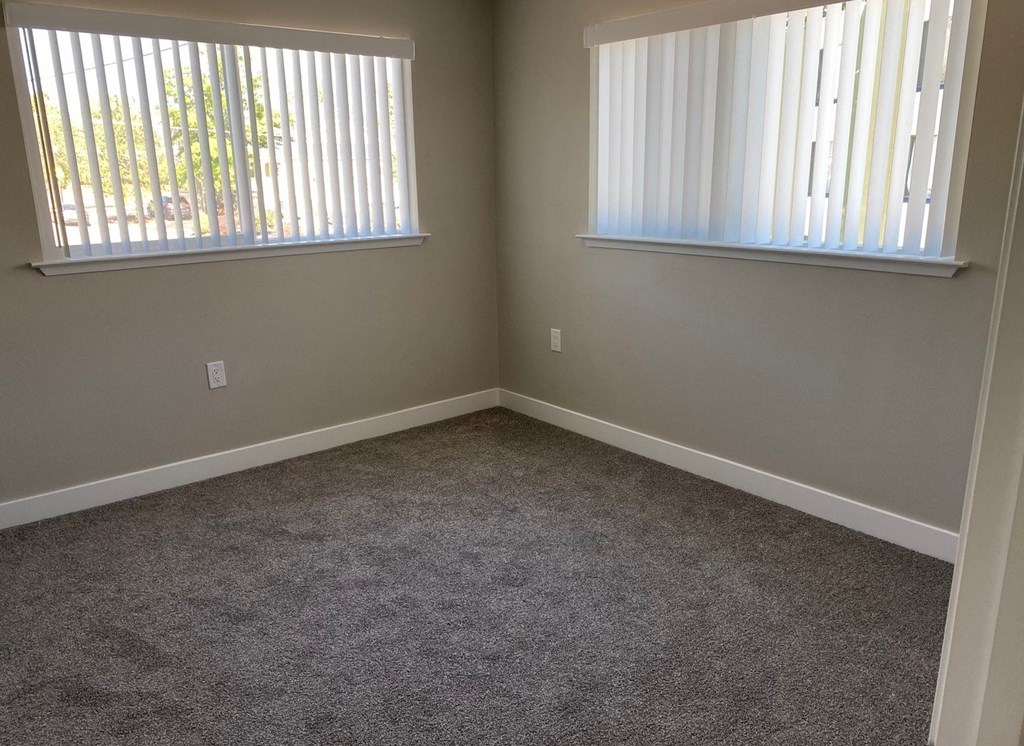 New 1x1 bedroom