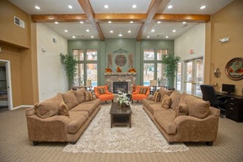 1295 Grand Summit Drive 2-3 Beds Apartment, Affordable for Rent - Photo Gallery 4